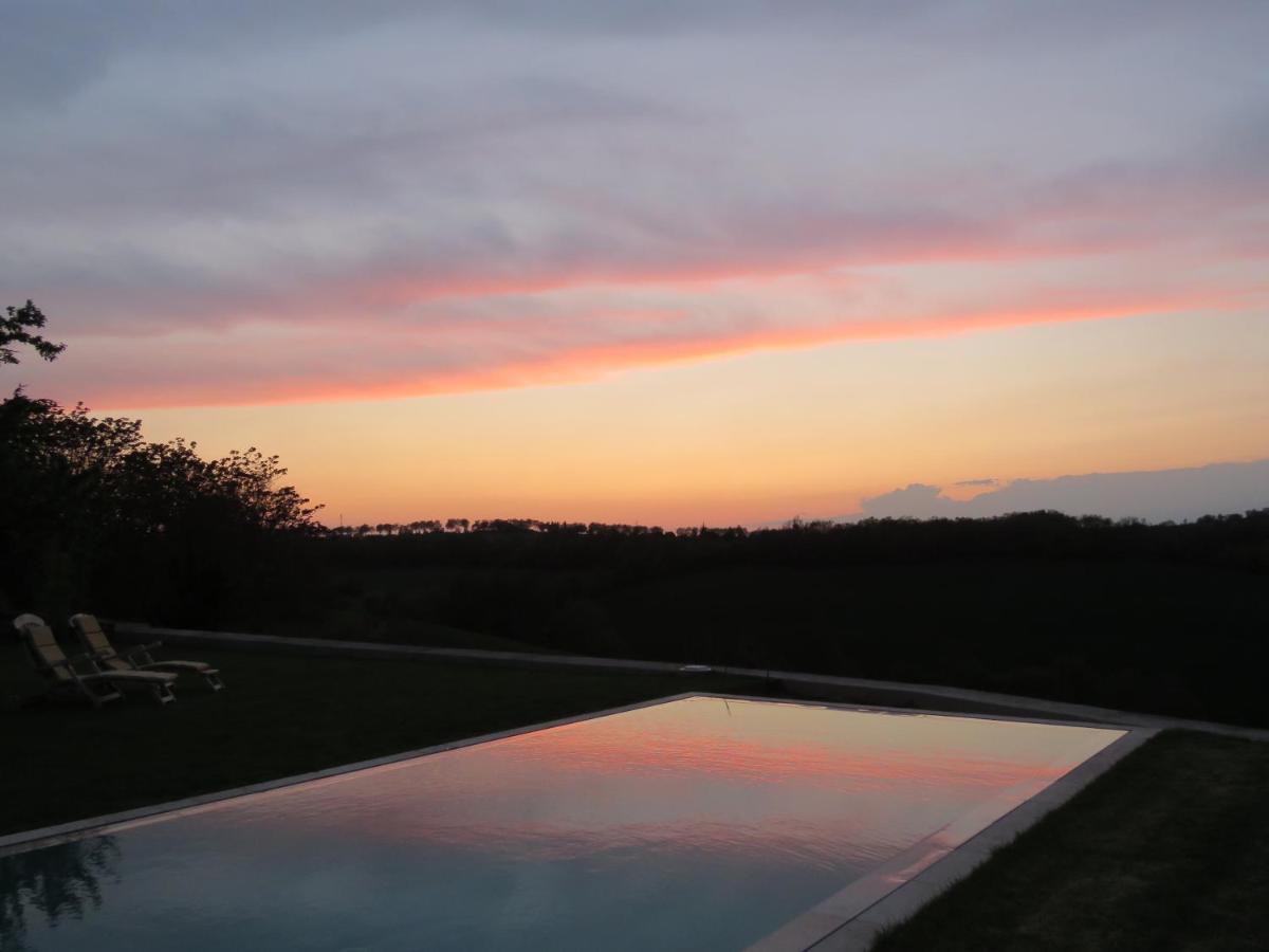 B&B La Mirande De Saint-Clar Exterior foto